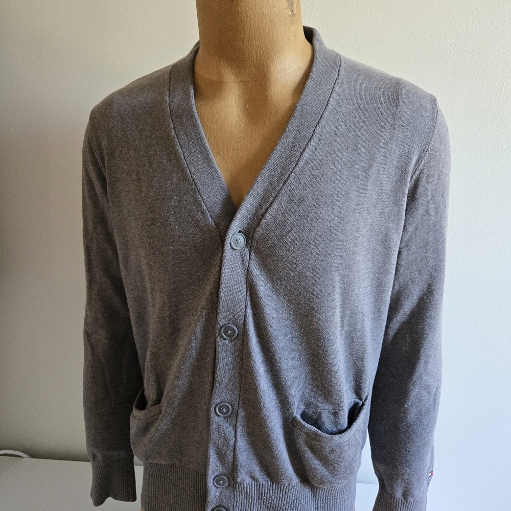 Tommy Hilfiger Men's Gray Button-Up Cardigan